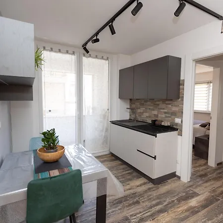 Lejlighed Modern's House